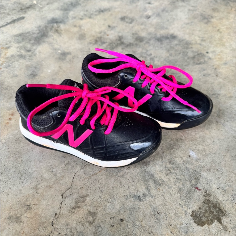 New Balance Black and Pink Athletic Cleats